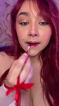 Snapshot of SweetLittleRed chatting on May 23, 2026, 6:45 am SweetLittleRed online show from May 23, 2026, 6:45 am