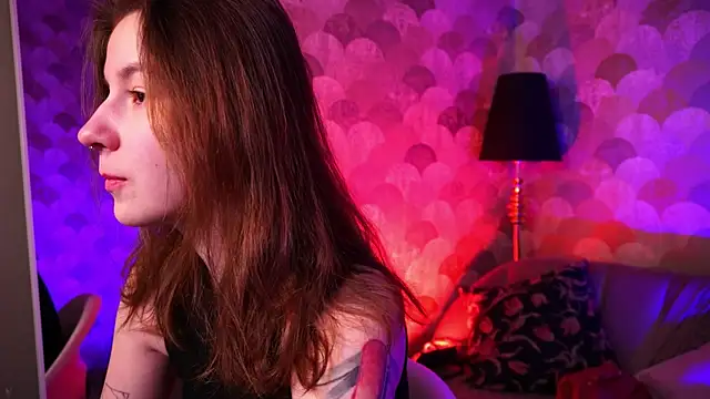 Snapshot of Frantease chatting on April 16, 2026, 5:30 am Frantease online show from April 16, 2026, 5:30 am