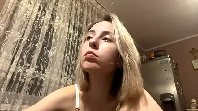 Snapshot of enchantedass chatting on March 27, 2026, 8:10 pm enchantedass online show from March 27, 2026, 8:10 pm