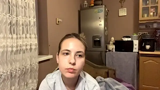 Snapshot of enchantedass chatting on April 1, 2026, 7:11 pm enchantedass online show from April 1, 2026, 7:11 pm