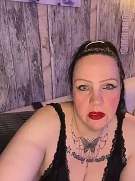 Snapshot of Noraya_ink chatting on April 1, 2026, 4:03 am Noraya ink online show from April 1, 2026, 4:03 am