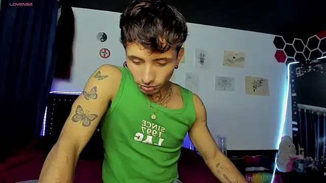 pol mood online show from April 15, 2026, 7:03 am