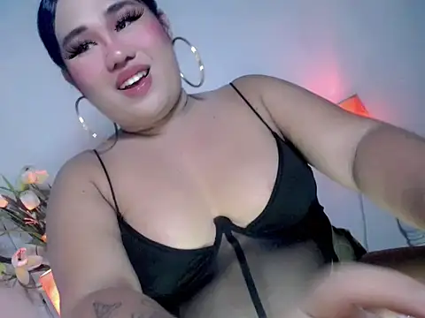 maui wowie xxx online show from May 29, 2026, 1:17 pm