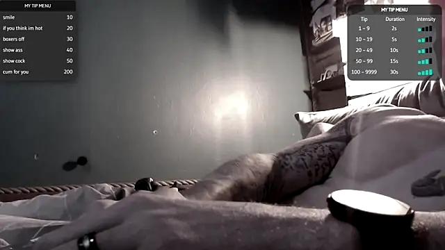 Snapshot of Candybluestrue chatting on April 3, 2026, 4:24 pm Candybluestrue online show from April 3, 2026, 4:24 pm