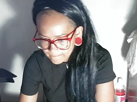 Snapshot of xblackstarX1 chatting on May 14, 2026, 12:51 am xblackstarX1 online show from May 14, 2026, 12:51 am