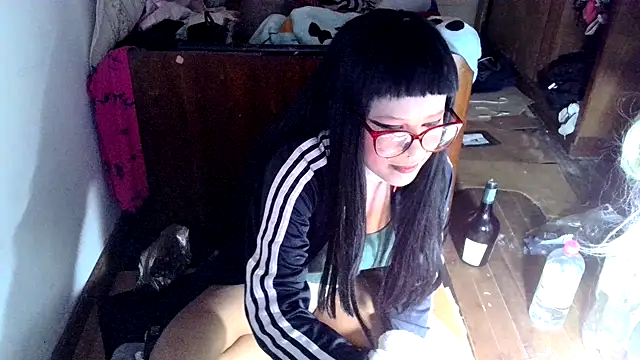 Snapshot of xblackstarX1 chatting on May 17, 2026, 4:34 am xblackstarX1 online show from May 17, 2026, 4:34 am