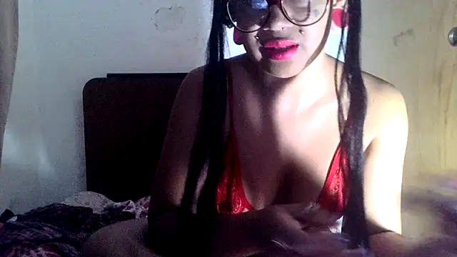 Snapshot of xblackstarX1 chatting on July 7, 2026, 6:47 am xblackstarX1 online show from July 7, 2026, 6:47 am