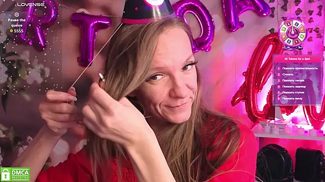 jesica mooonn online show from April 15, 2026, 5:13 am