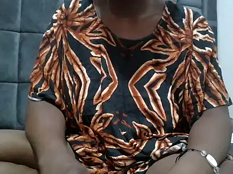 Snapshot of nice-lovely chatting on April 7, 2026, 10:06 am nice-lovely online show from April 7, 2026, 10:06 am