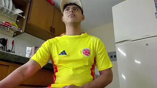 Zaym Liam online show from April 11, 2026, 8:01 pm