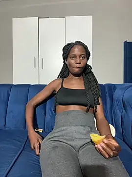 Snapshot of DarkChocolateSlender_ chatting on April 13, 2026, 9:41 pm DarkChocolateSlender online show from April 13, 2026, 9:41 pm