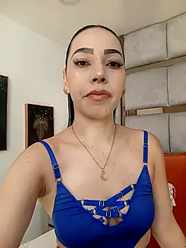 AmbarJenssen online show from April 8, 2026, 12:17 pm