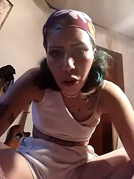 Snapshot of blueangel7x7 chatting on April 4, 2026, 4:35 pm blueangel7x7 online show from April 4, 2026, 4:35 pm