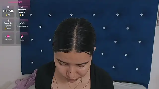 Morgansmithx online show from April 13, 2026, 2:32 pm