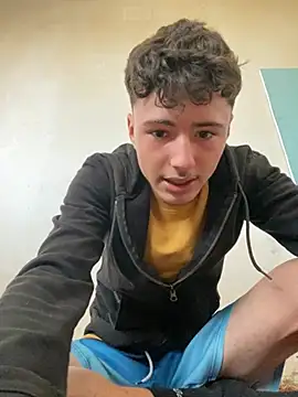 Snapshot of denysio69 chatting on April 7, 2026, 7:54 am denysio69 online show from April 7, 2026, 7:54 am