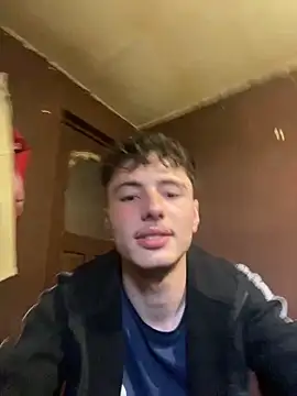 Snapshot of denysio69 chatting on April 11, 2026, 8:40 am denysio69 online show from April 11, 2026, 8:40 am