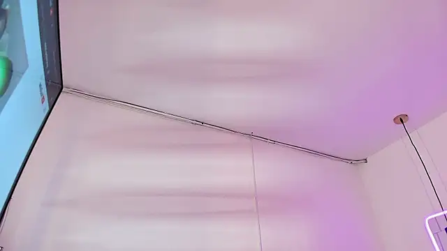 Snapshot of scarlett_turner_ chatting on April 1, 2026, 1:12 pm scarlett turner online show from April 1, 2026, 1:12 pm