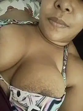 Snapshot of kimberlly25 chatting on April 2, 2026, 11:39 am kimberlly25 online show from April 2, 2026, 11:39 am