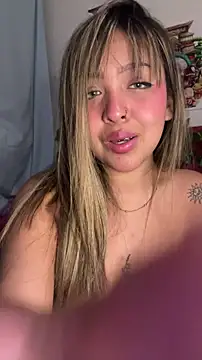 NinaValencia  online show from April 11, 2026, 7:45 am