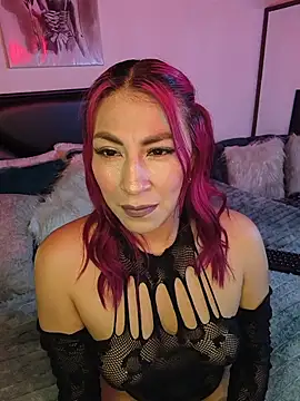 tatianabelli online show from June 30, 2026, 9:48 pm