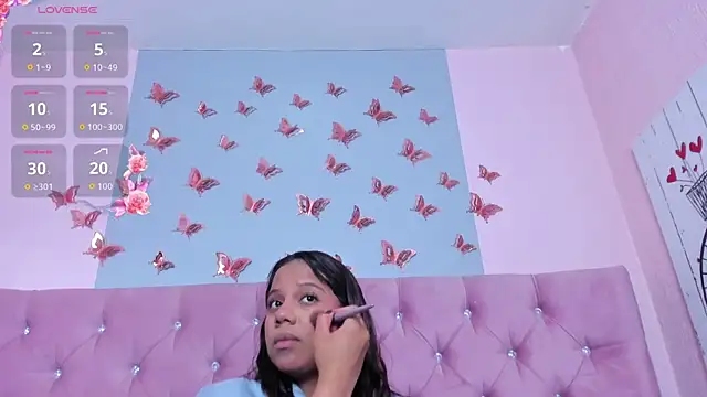 ZaraBlazze  online show from April 15, 2026, 3:01 am