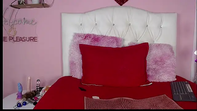 Snapshot of SALAMANDRA_FRANCO chatting on April 7, 2026, 8:21 pm SALAMANDRA FRANCO online show from April 7, 2026, 8:21 pm