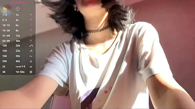 AmeliaMiotii online show from March 30, 2026, 10:06 am