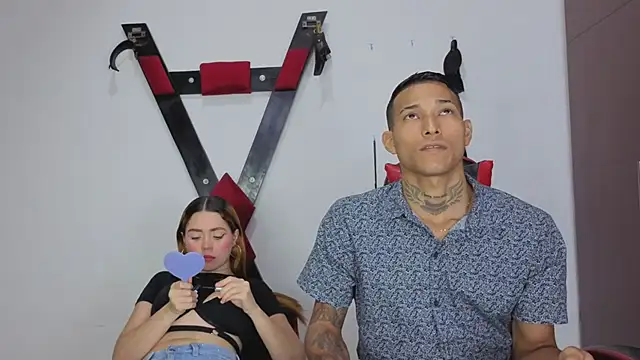 Hana and Zeta2026 online show from April 5, 2026, 12:12 pm