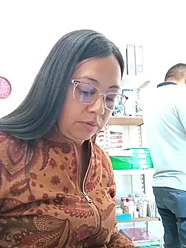 Violeta--7 online show from April 11, 2026, 1:59 pm