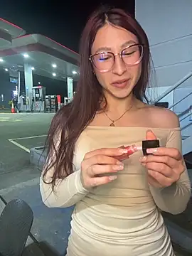 Snapshot of Debby_ryann chatting on April 13, 2026, 5:11 am Debby ryann online show from April 13, 2026, 5:11 am