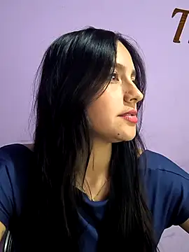 SophiaCastro09  online show from April 13, 2026, 10:36 pm