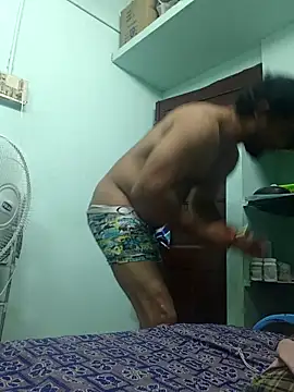 varun2184 online show from April 9, 2026, 5:52 pm