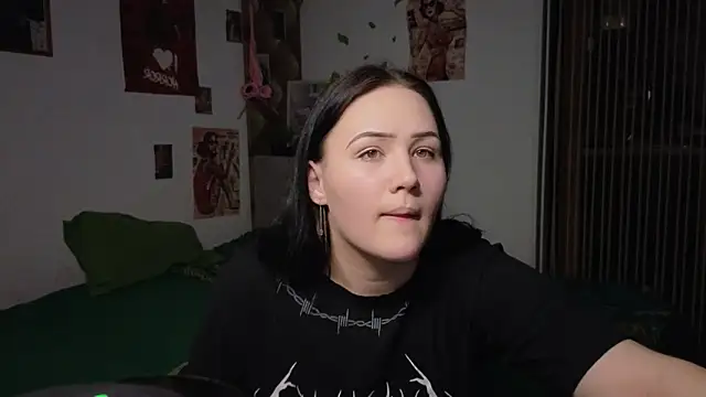 Snapshot of Tori_Sweet chatting on April 7, 2026, 2:08 pm Tori Sweet online show from April 7, 2026, 2:08 pm