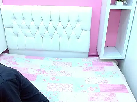 Snapshot of 23alana chatting on April 13, 2026, 3:10 am 23alana online show from April 13, 2026, 3:10 am