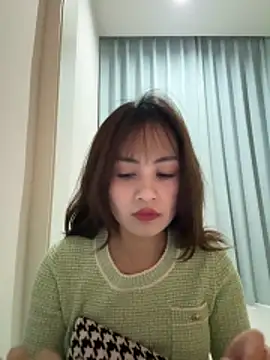 Snapshot of Yang_218 chatting on April 2, 2026, 7:48 am Yang 218 online show from April 2, 2026, 7:48 am