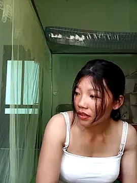 Snapshot of -Quyny- chatting on March 30, 2026, 6:37 am -Quyny- online show from March 30, 2026, 6:37 am