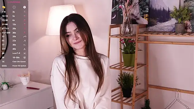 Snapshot of CherlyGuss chatting on April 8, 2026, 3:41 am CherlyGuss online show from April 8, 2026, 3:41 am