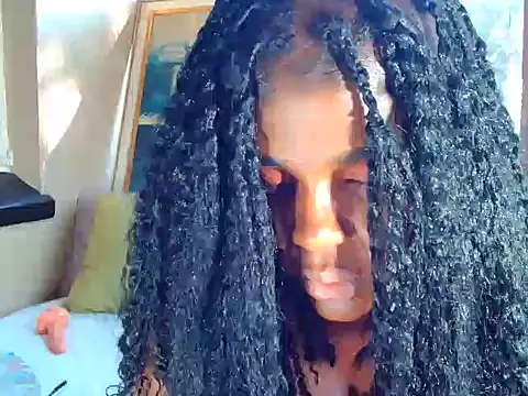 Snapshot of CaramelCandyxx chatting on April 10, 2026, 6:31 am CaramelCandyxx online show from April 10, 2026, 6:31 am