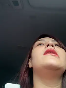 veronicasapequinha online show from April 7, 2026, 11:01 am