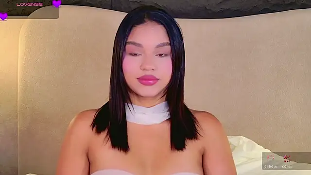 Anngelinna  online show from April 15, 2026, 6:23 pm