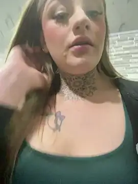 Eliee--Roth online show from April 3, 2026, 11:55 pm