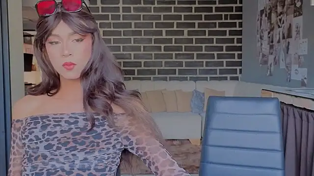 Miss sunshinee online show from April 11, 2026, 8:56 pm