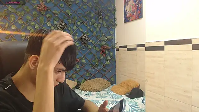 Snapshot of maxim_rod chatting on April 1, 2026, 3:19 am maxim rod online show from April 1, 2026, 3:19 am