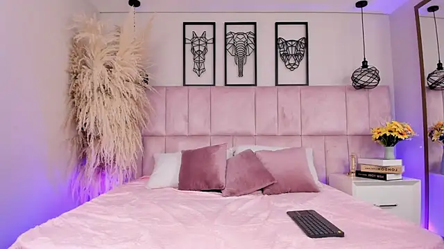 Iam yuls  online show from April 8, 2026, 3:19 am