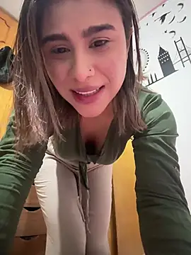 Emmaliz14 online show from March 31, 2026, 7:49 pm