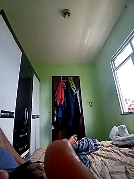 Aecio2029 online show from April 15, 2026, 2:32 pm