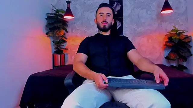 Snapshot of martin_foster_ chatting on March 31, 2026, 3:47 pm martin foster online show from March 31, 2026, 3:47 pm