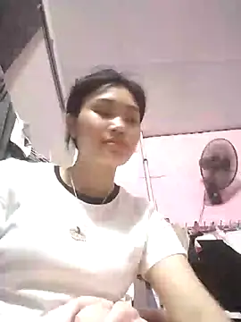 Saryloveparadise online show from March 28, 2026, 6:47 am