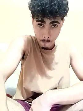 Snapshot of LucaColmal chatting on April 15, 2026, 6:08 am LucaColmal online show from April 15, 2026, 6:08 am