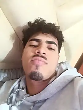 Snapshot of LucaColmal chatting on April 14, 2026, 3:00 am LucaColmal online show from April 14, 2026, 3:00 am